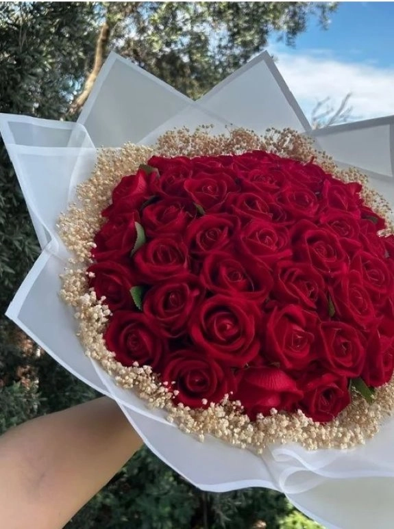 İsteme Çiçeği - Kırmızı Gül Buketi (41 Adet)