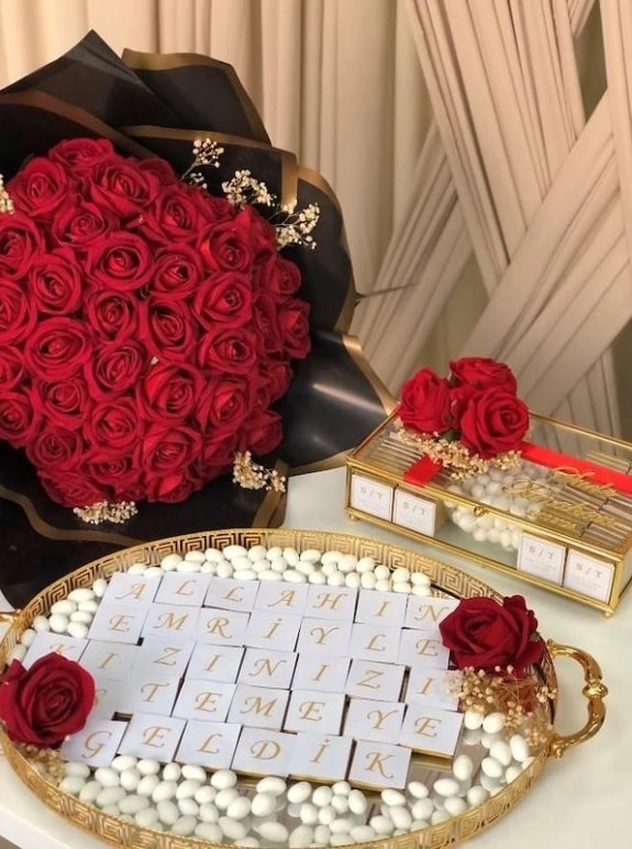 Kız İsteme Çikolatası 41 Kadife Gül İsteme Çiçeği Söz,Nişan