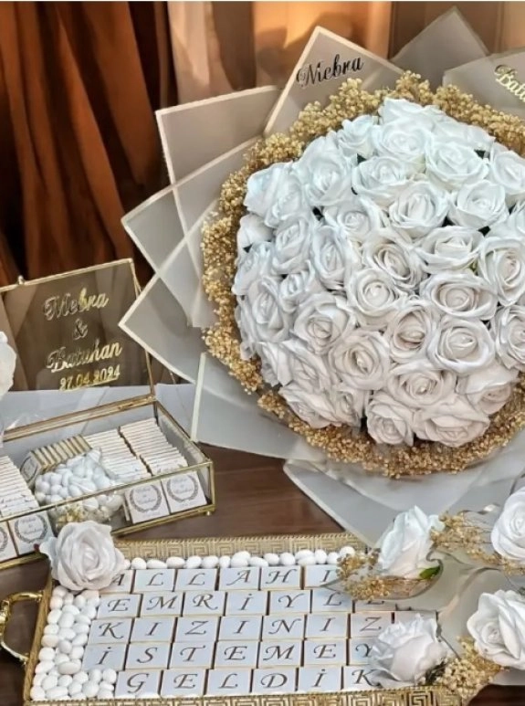 Kız İsteme Çikolatası Ve İsteme Çiçeği Seti